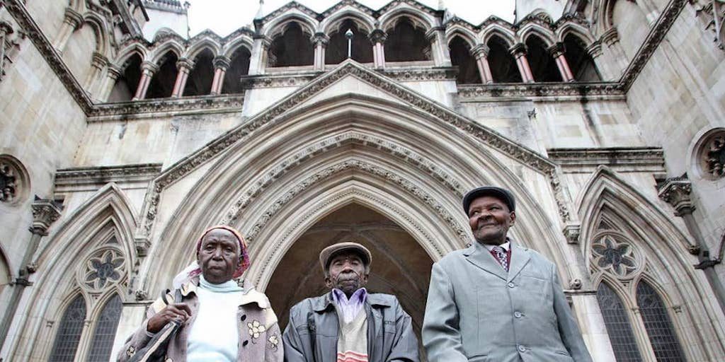 Naomi Nzyula, Paulo Muoka Nzili and Wambuga Wa Nyingi outside the High Court in 2012, via The Independent.
